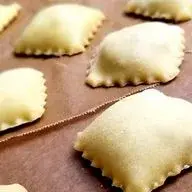 RAVIOLI DE ESPINACAS