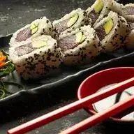 Atún Fresco Roll